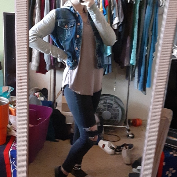 Jean jacket - Picture 1 of 2